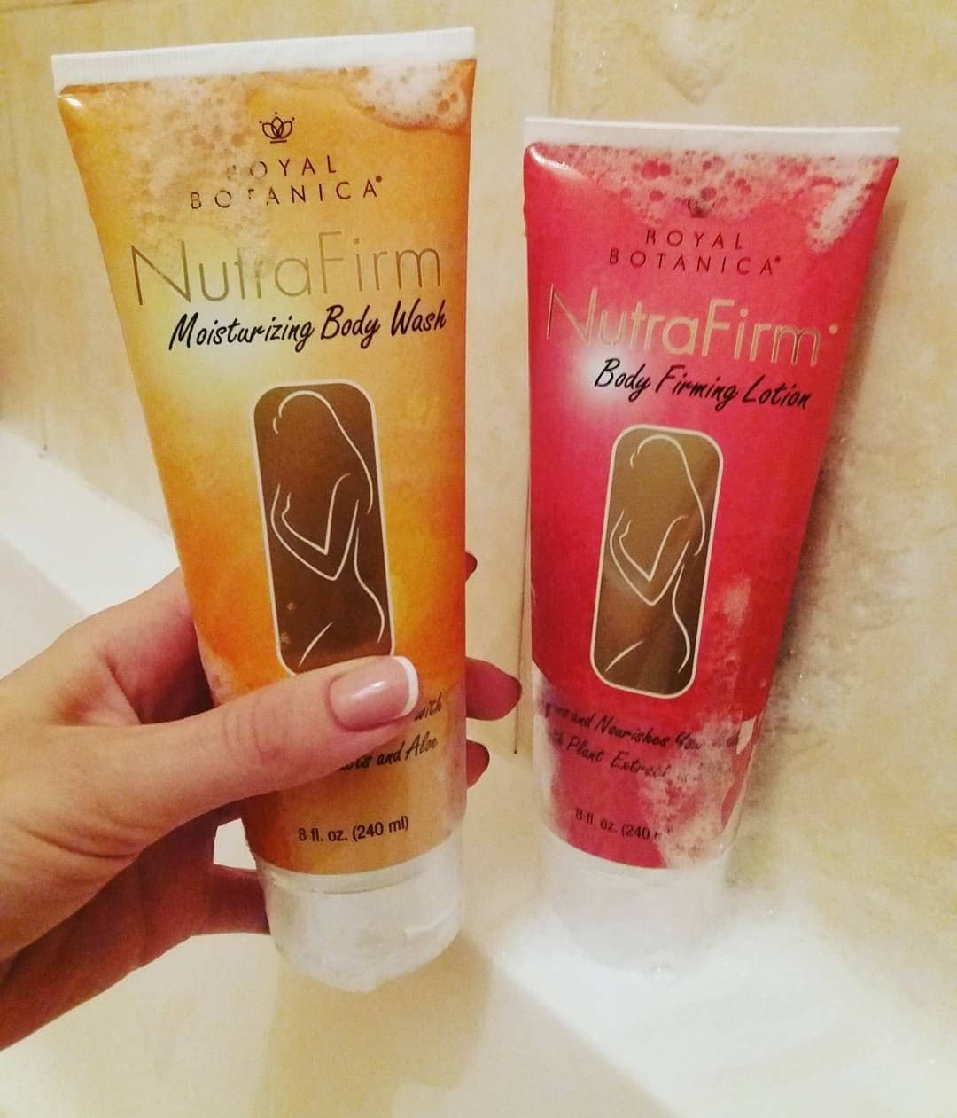 NutraFirm Moisturizing body wash - miniatura 2
